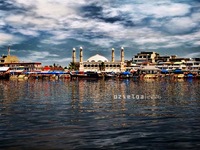 Riauthelandmarkoftembil